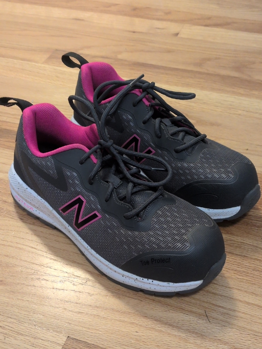 New Balance Composite Toe Work Shoe